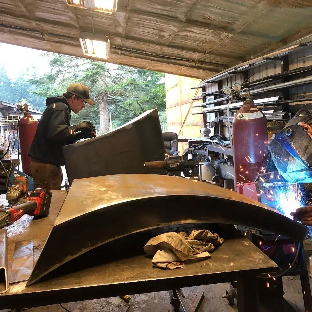Fabricating a live-edge table base